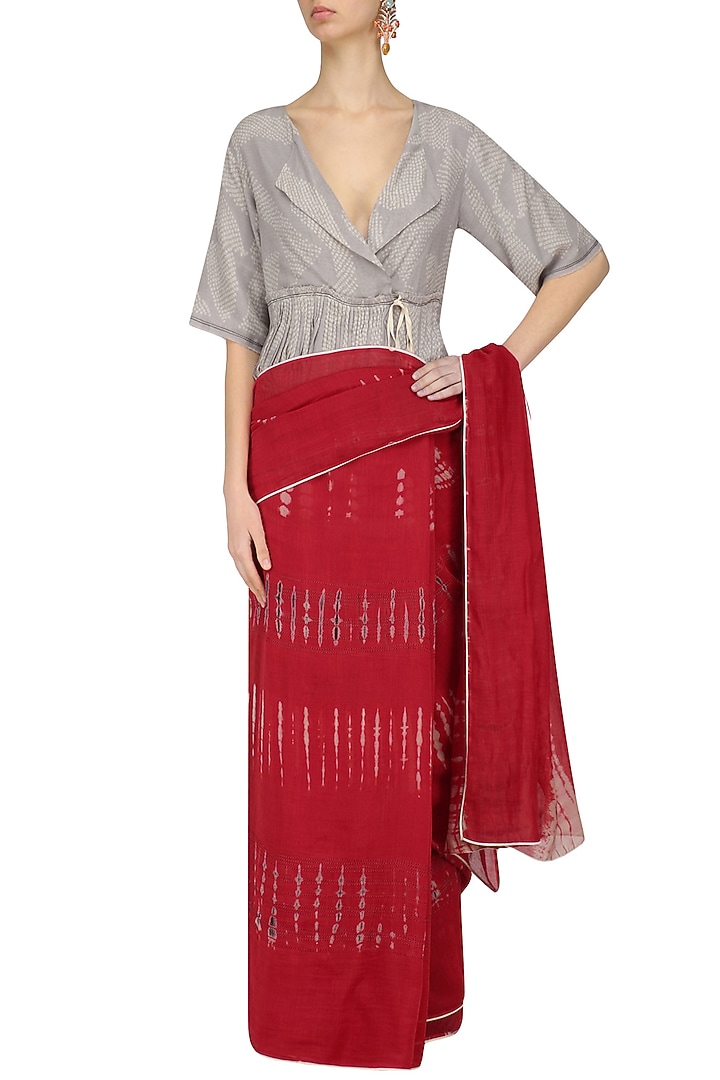 Red tye and dye saree available only at Pernia's Pop Up Shop.
