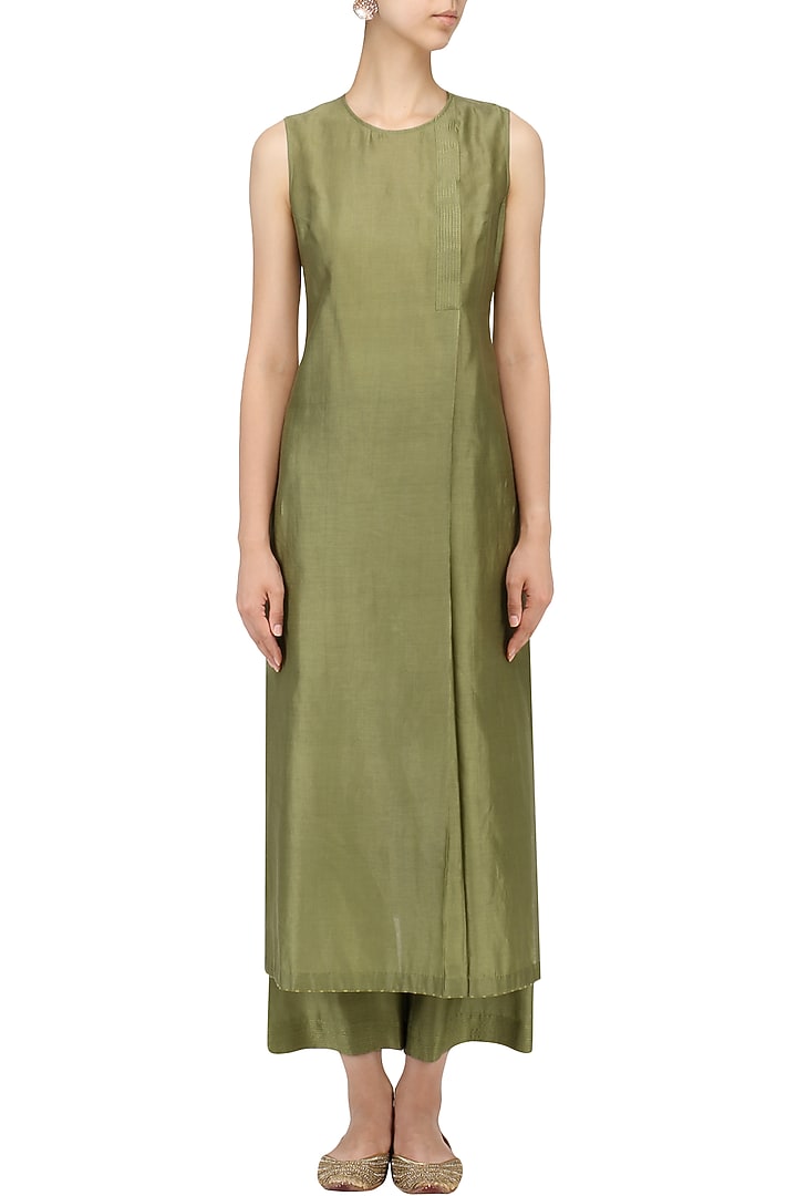 Olive green zari stitch lines tunic available only at Pernia's Pop Up Shop.