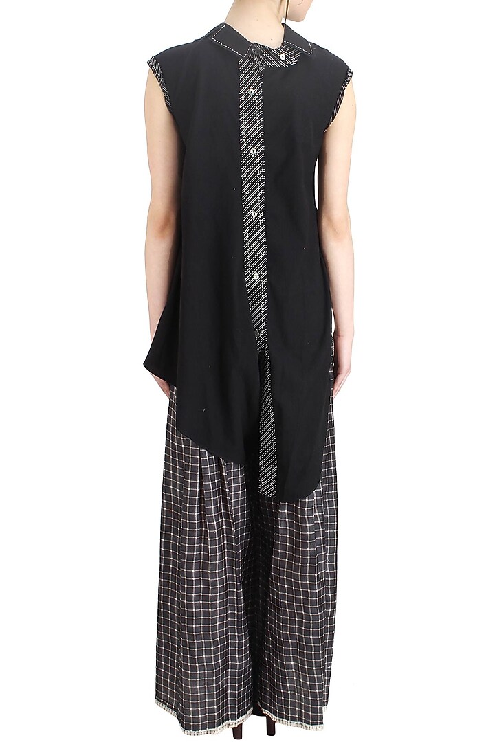 Black stitch line panel asymmetric shirt available only at Pernia's Pop Up Shop.
