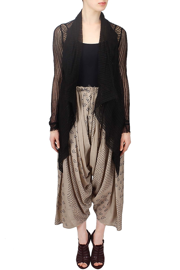 Ivory shibori printed pleated salwar pants available only at Pernia's Pop Up Shop.