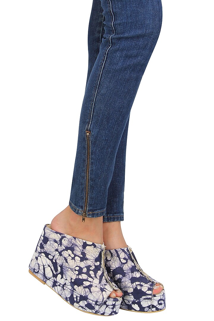Urvashi Kaur presents Blue and ecru batik print peep toe wedges available only at Pernia's Pop Up Shop.