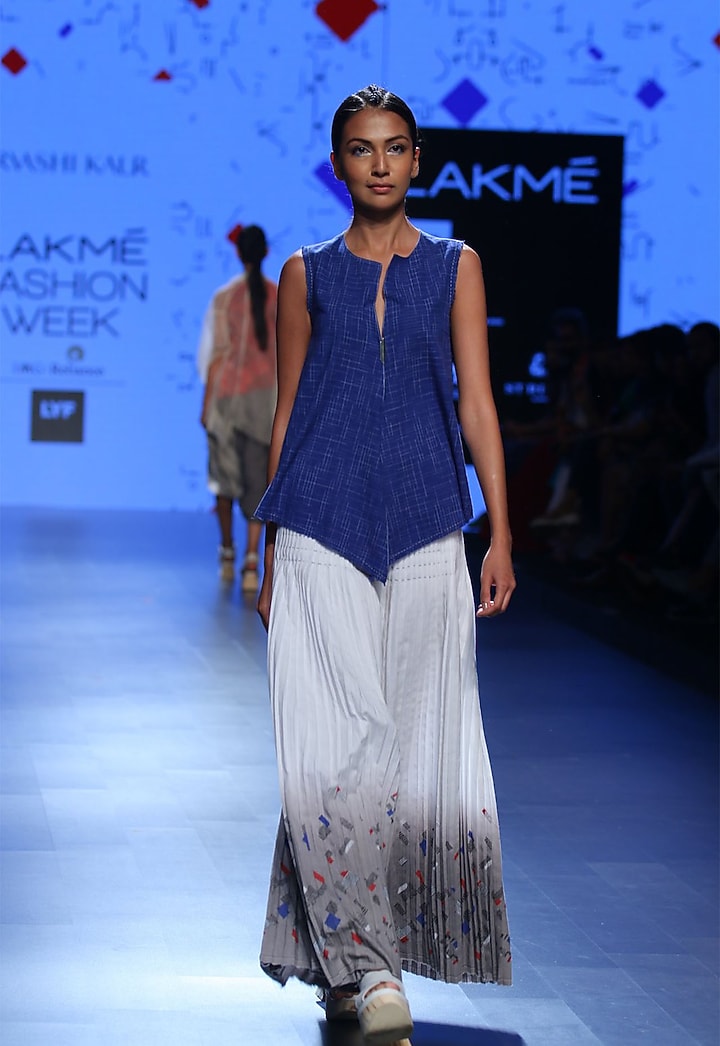 Blue and white checks top available only at Pernia's Pop Up Shop.