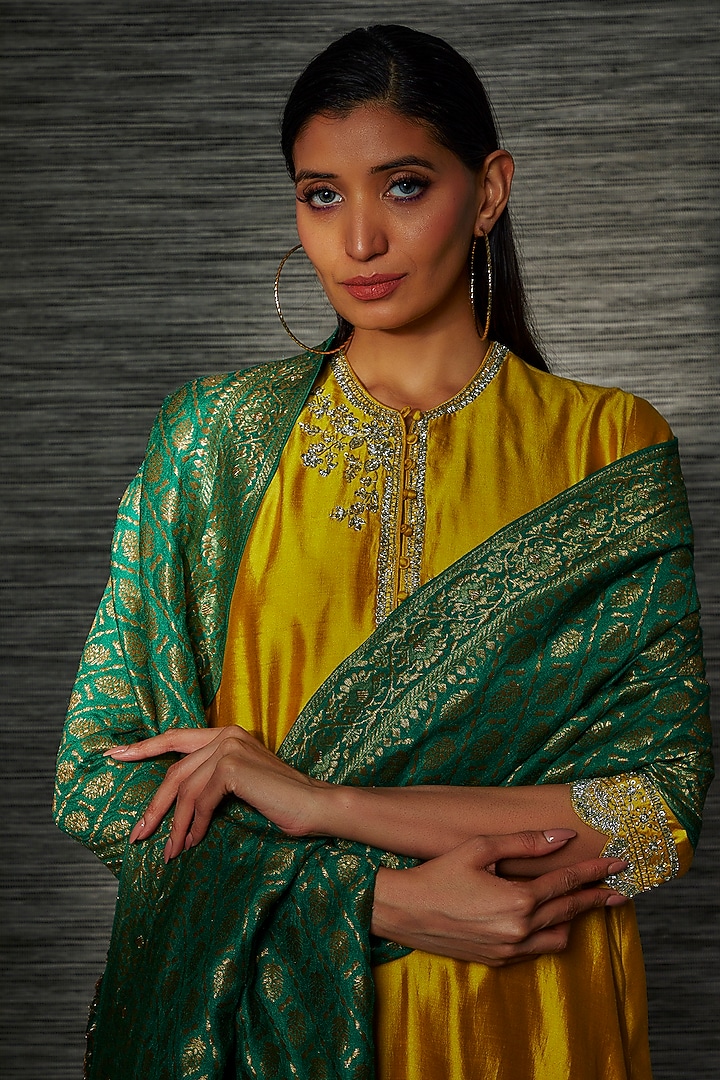 Green Moonga Silk Handwoven Dupatta by Umay Benaras at Pernia's Pop Up Shop