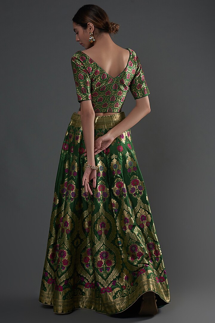 Green Silk Brocade Embroidered Wedding Lehenga Set by Umay Benaras at Pernia's Pop Up Shop