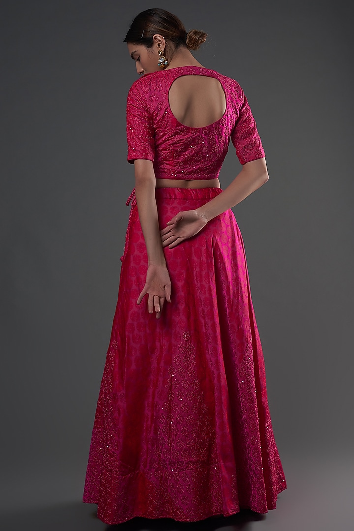 Fuchsia Silk Embroidered Lucknowi Wedding Lehenga Set by Umay Benaras at Pernia's Pop Up Shop