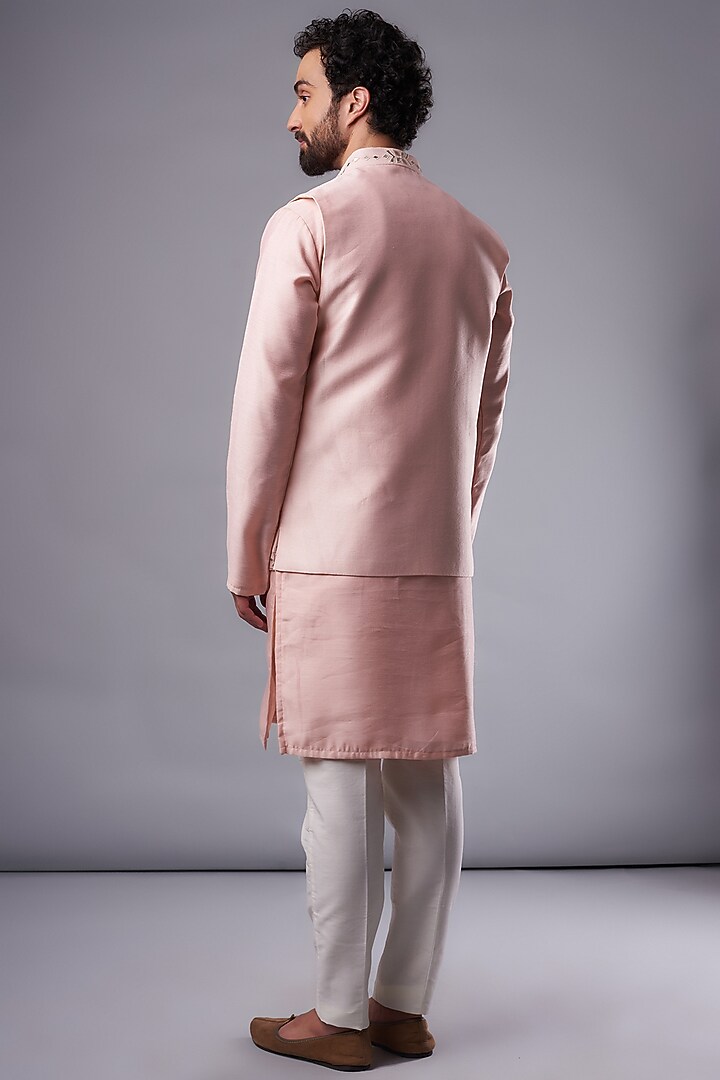 Peach Silk Foil Embroidered Bundi Jacket Set by UNIQA at Pernia's Pop Up Shop