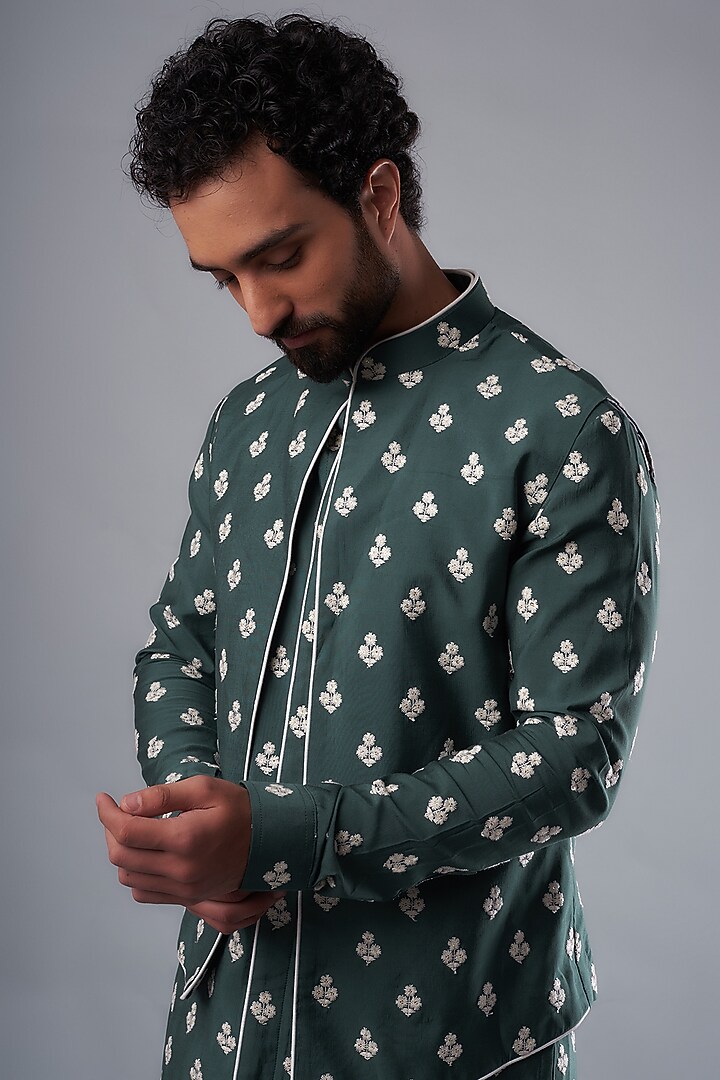 Green Silk Hand Embroidered Bundi Jacket Set by UNIQA at Pernia's Pop Up Shop