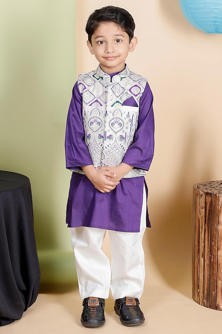 Off-White Brocade Nehru Jacket Set For Boys by UNIQ RIYO CREATION