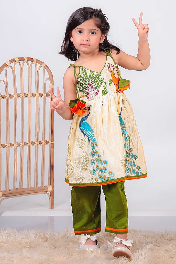 Beige Cotton Silk Kurta Set For Girls by UNIQ RIYO CREATION at Pernia's Pop Up Shop