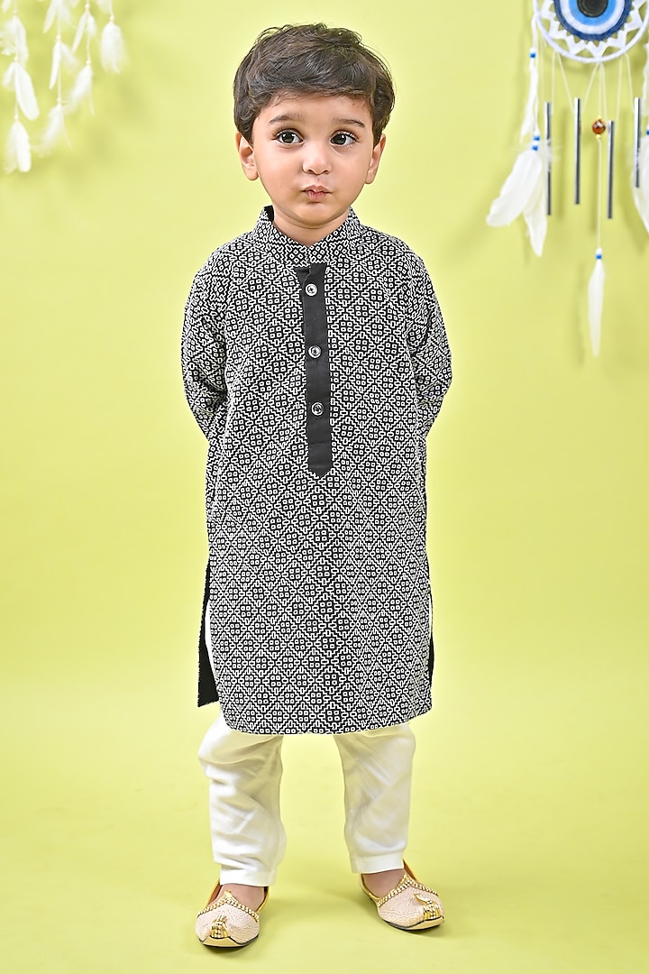 Black Cotton Printed Kurta Set For Boys by UNIQ RIYO CREATION