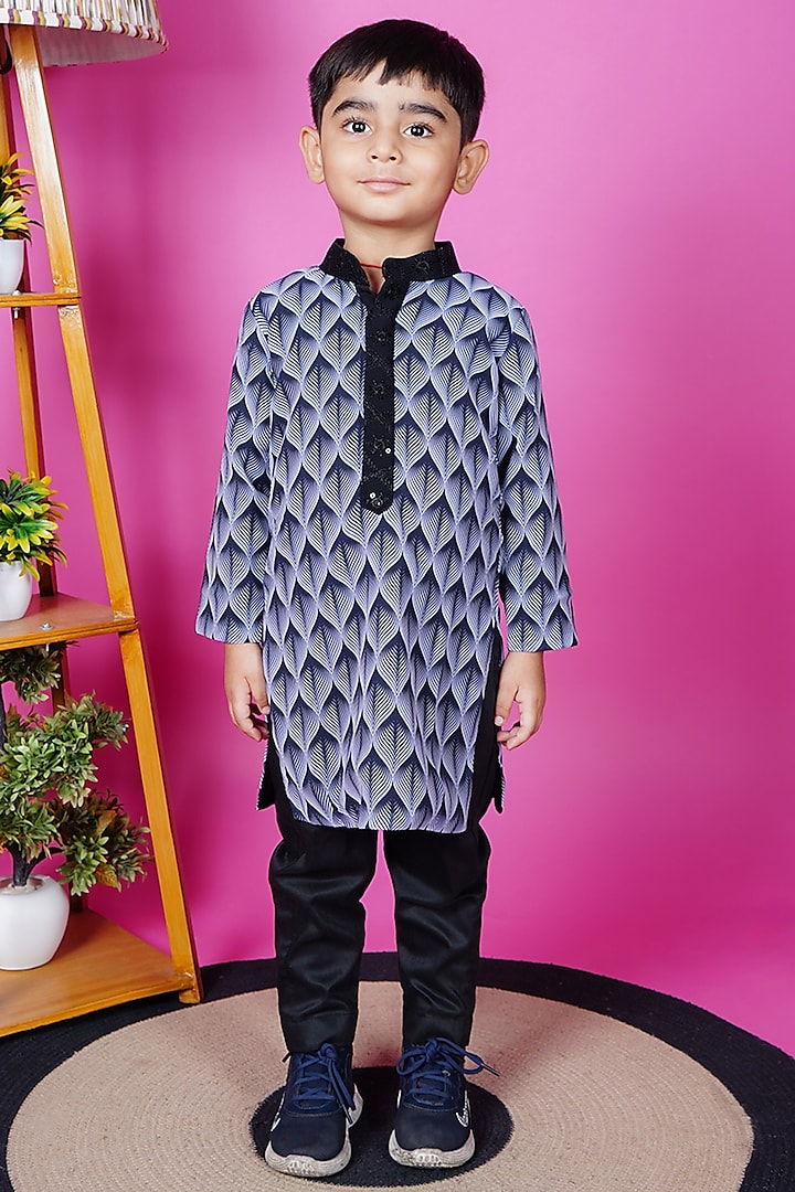 Black & White Cotton Silk & Georgette Kurta Set For Boys by UNIQ RIYO CREATION