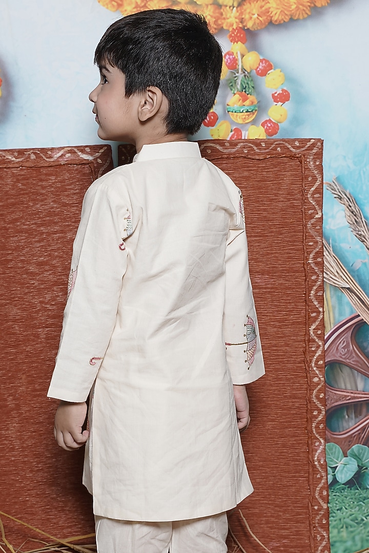 Off-White Cotton Umbrella Embroidered Kurta Set For Boys by UNIQ RIYO CREATION at Pernia's Pop Up Shop