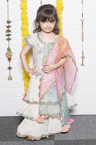 Off-White Cotton Umbrella Embroidered Kurta Set For Girls by UNIQ RIYO CREATION