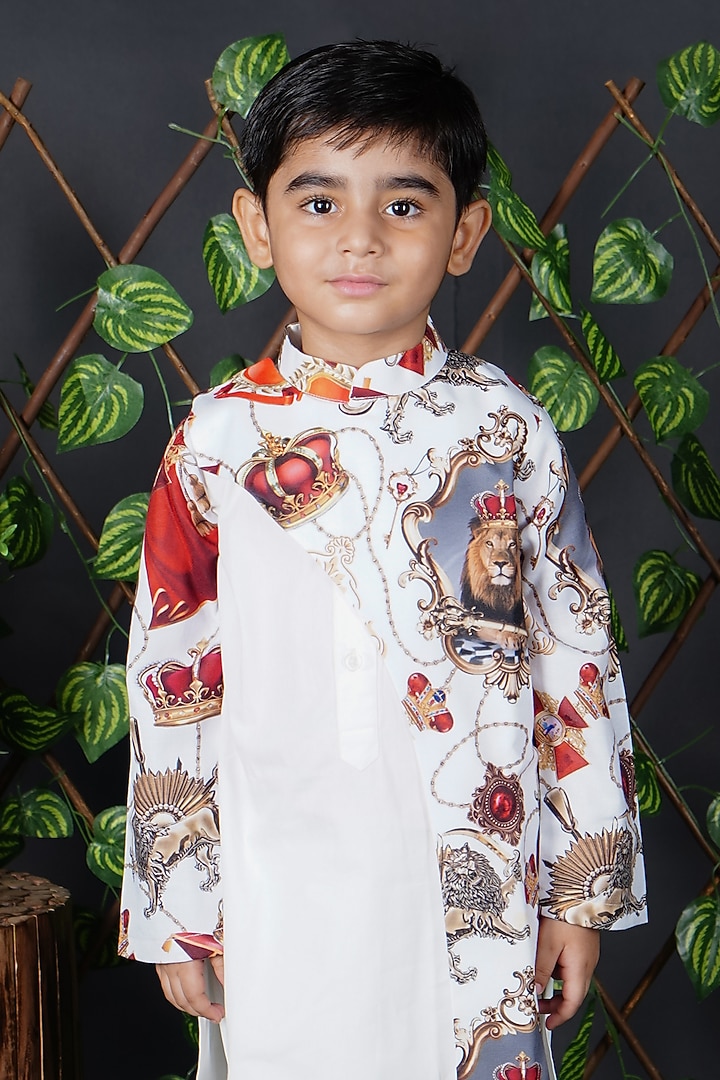 White Cotton Lion Printed Kurta Set For Boys by UNIQ RIYO CREATION at Pernia's Pop Up Shop