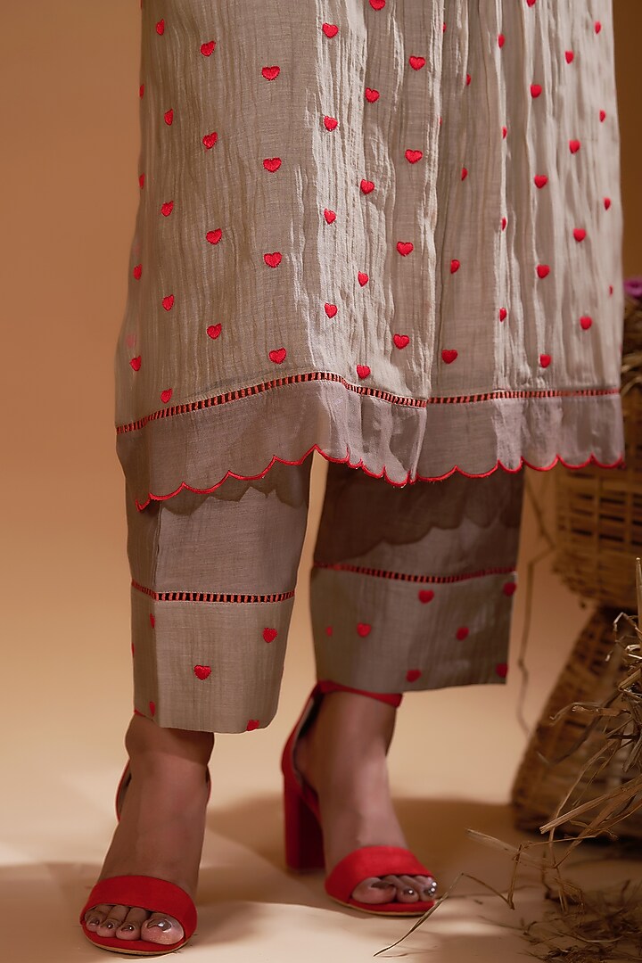 Beige Chanderi Silk Sequins & Beads Hand Embroidered Kurta Set by GAACH at Pernia's Pop Up Shop
