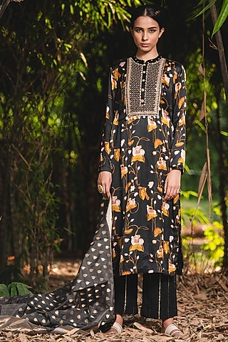 Black Printed & Gathered Kurta Set by Upasana Gupta