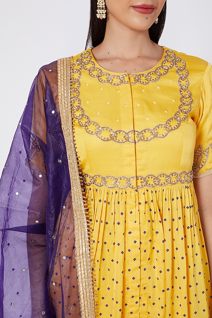 Yellow Embroidered & Printed Kurta Set by Upasana Gupta at Pernia's Pop Up Shop