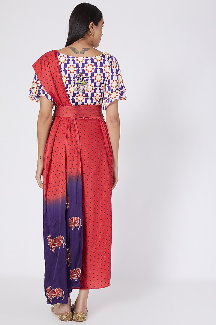 Red Embroidered Pre-Stitched Party Wear Saree Set by Upasana Gupta at Pernia's Pop Up Shop