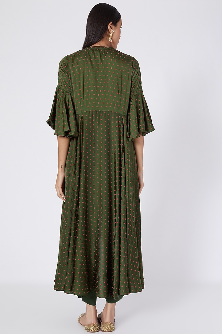 Mehendi Green Digital Printed Pant Set by Upasana Gupta at Pernia's Pop Up Shop
