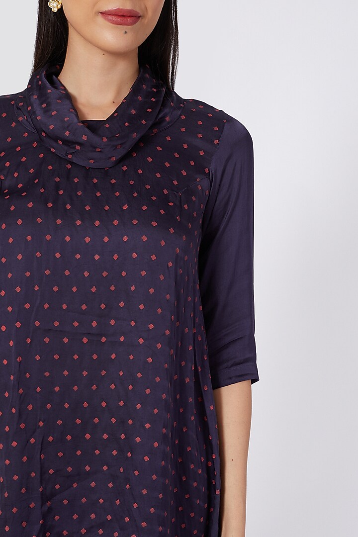 Blue Digital Printed Kurta Set by Upasana Gupta at Pernia's Pop Up Shop