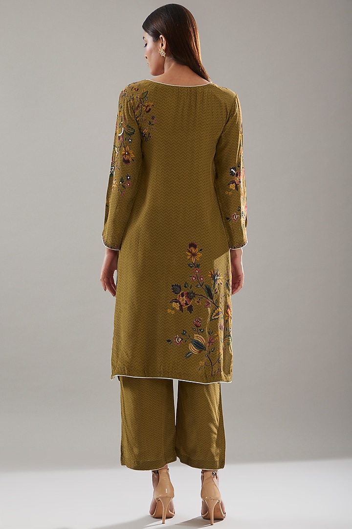 Olive Green Crepe Embroidered & Printed Kurta Set by URFAA by Urshia Fatima at Pernia's Pop Up Shop