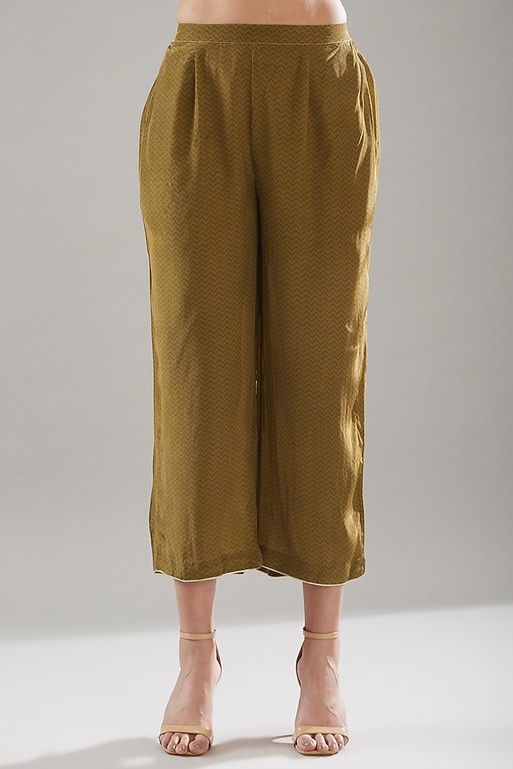Olive Green Crepe Embroidered & Printed Kurta Set by URFAA by Urshia Fatima at Pernia's Pop Up Shop
