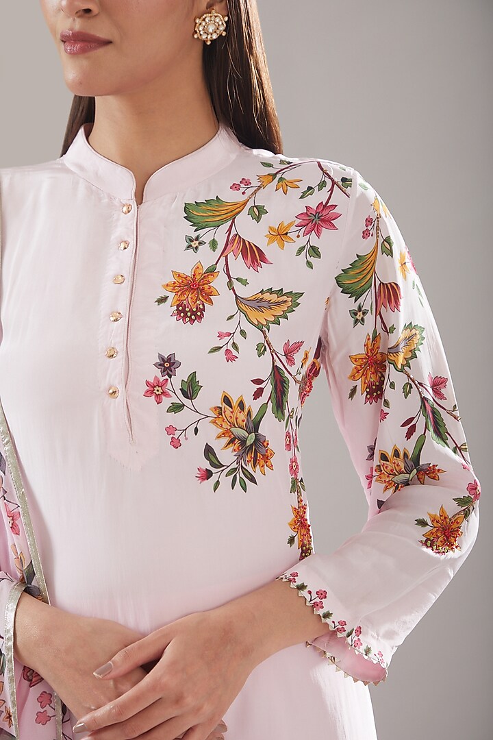 Pink Crepe Embroidered & Printed Kurta Set by URFAA by Urshia Fatima at Pernia's Pop Up Shop