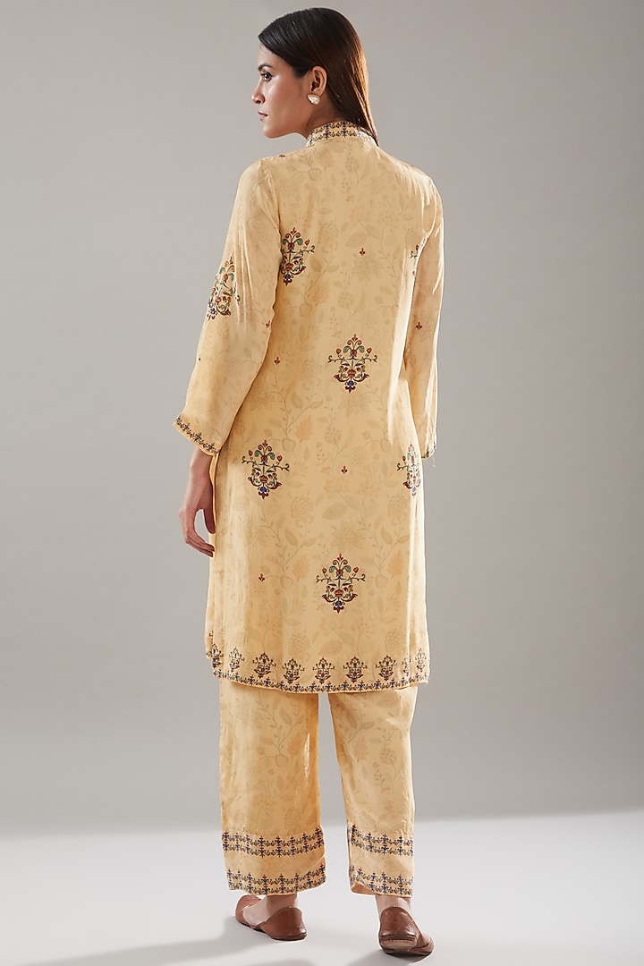 Yellow Crepe Printed & Embroidered Kurta Set by URFAA by Urshia Fatima at Pernia's Pop Up Shop