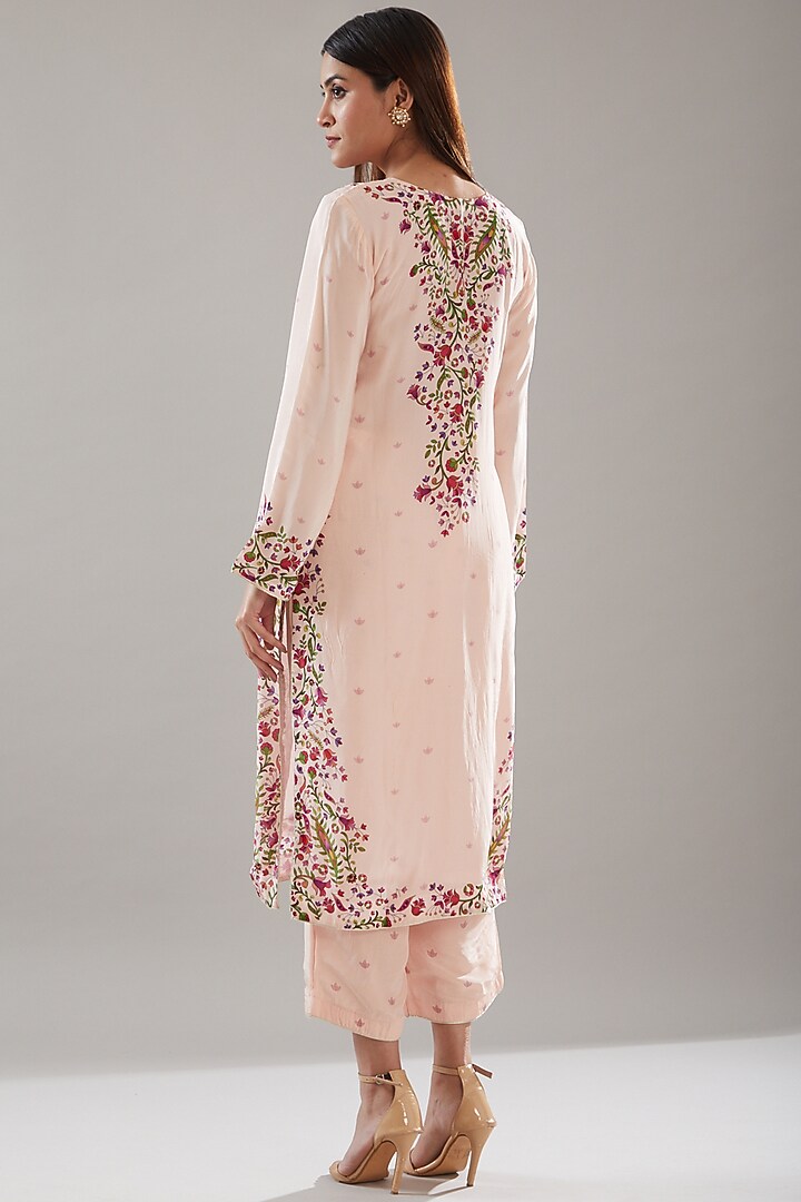 Blush Pink Crepe Floral Printed Kurta Set by URFAA by Urshia Fatima at Pernia's Pop Up Shop