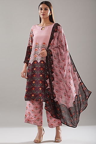 Pink & Maroon Crepe Embroidered & Printed Kurta Set by URFAA by Urshia Fatima