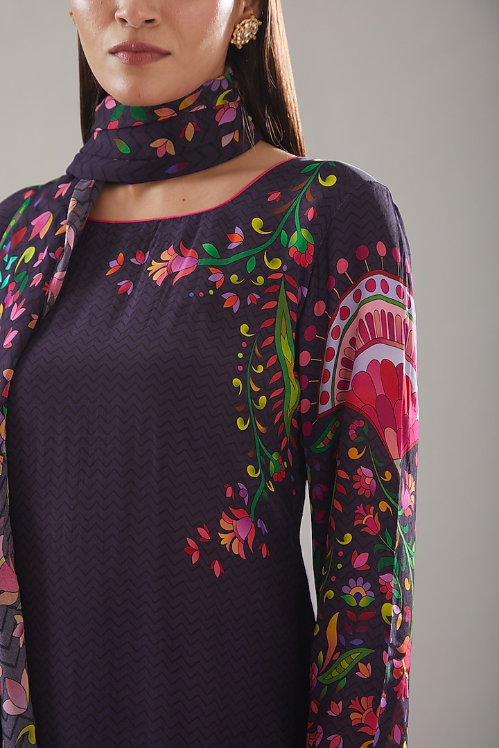 Deep Purple Crepe Printed Kurta Set by URFAA by Urshia Fatima at Pernia's Pop Up Shop