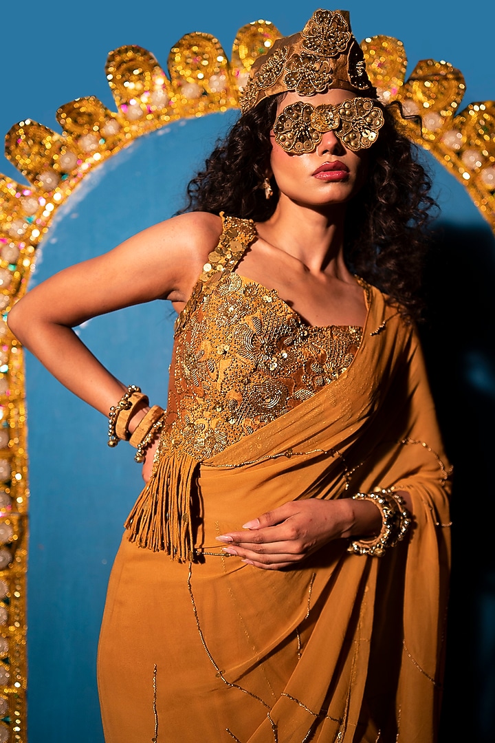 Gold Raw Silk & Dola Embroidered Concept Wedding Saree Set by URMIL at Pernia's Pop Up Shop