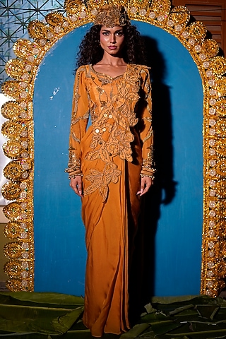 Gold Raw Silk Hand Embroidered Concept Saree Set by URMIL