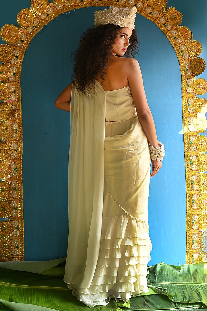 Off-White Crystal Organza Embroidered Concept Wedding Saree Set by URMIL at Pernia's Pop Up Shop