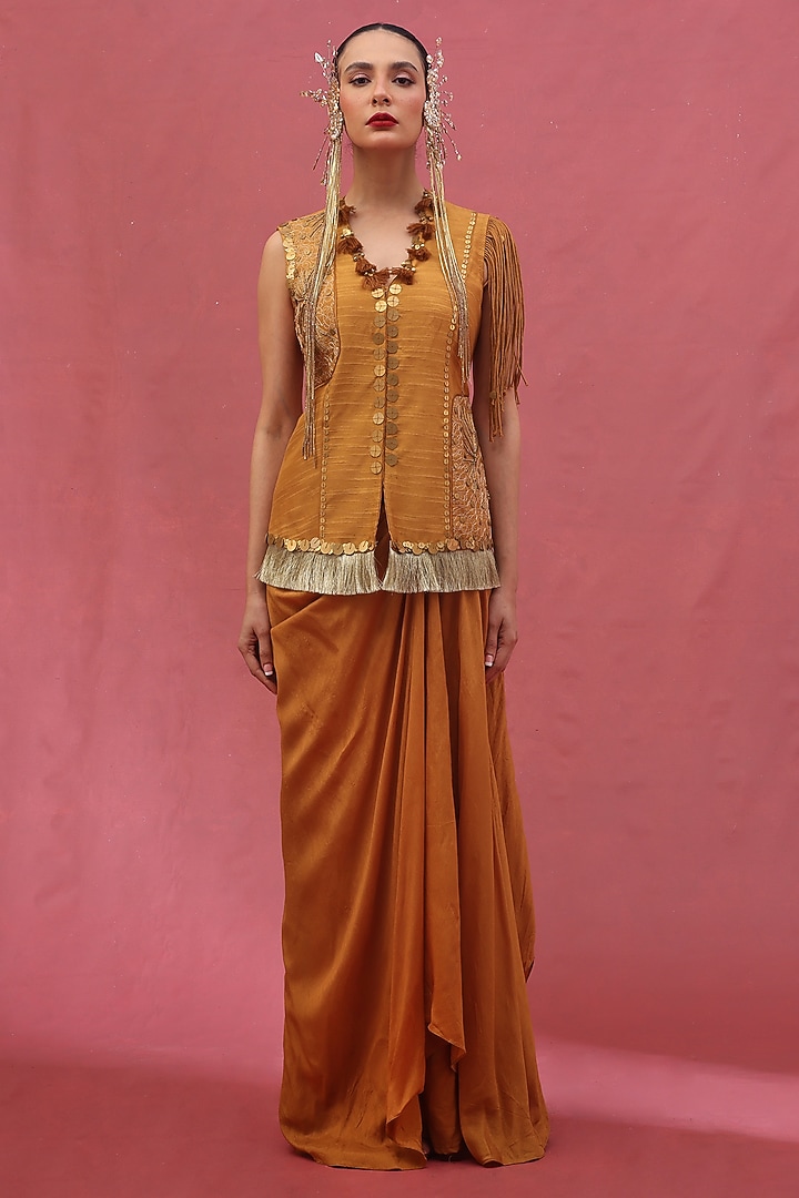 Gold Muslin & Silk Skirt Set by URMIL at Pernia's Pop Up Shop