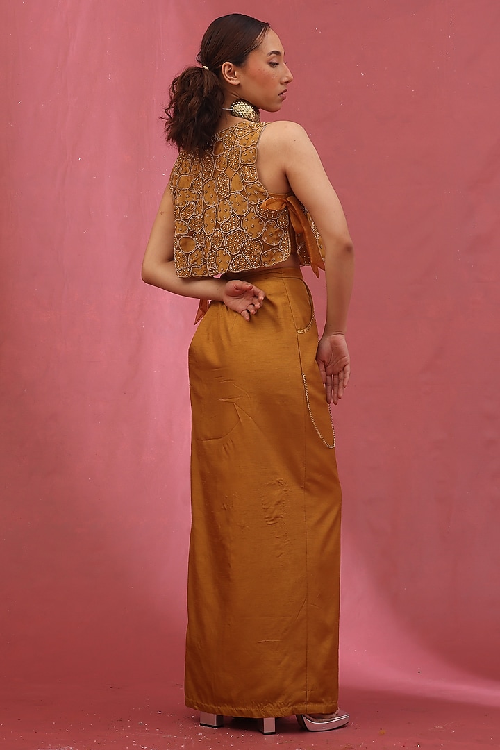Gold Organza & Tissue Embellished Cape Set by URMIL at Pernia's Pop Up Shop