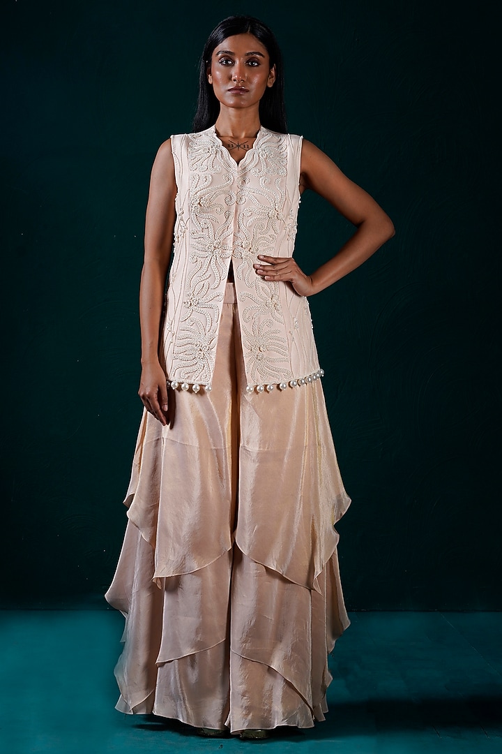 Peach Muslin Hand Embroidered Jacket Set by URMIL at Pernia's Pop Up Shop
