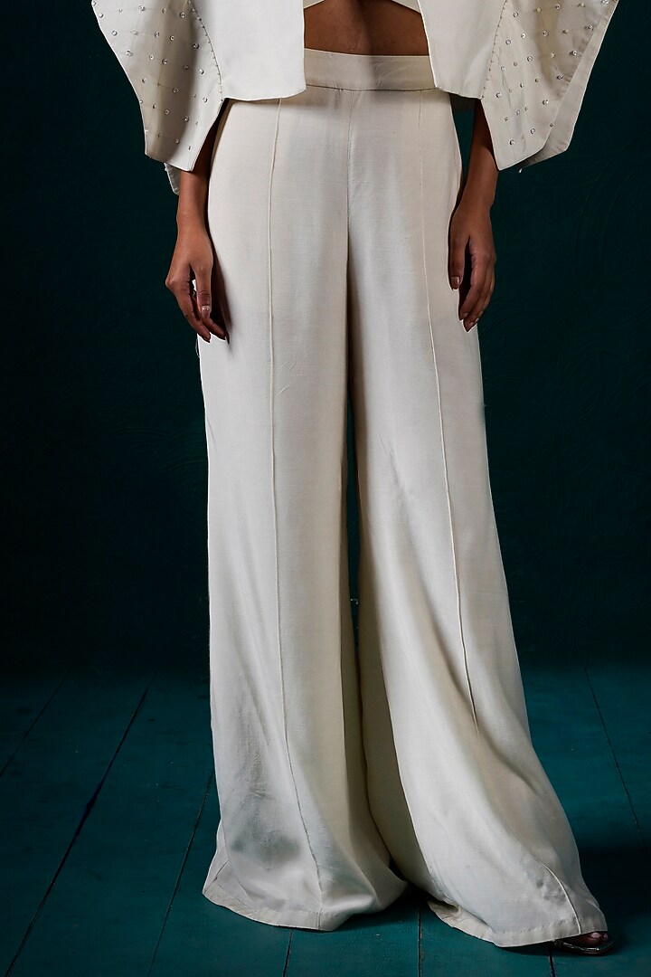 Ivory Muslin Hand Embroidered Cape Set by URMIL at Pernia's Pop Up Shop