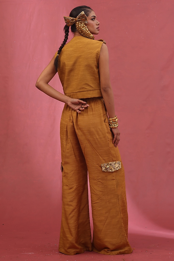Gold Muslin Slub Hand Embroidered Co-Ord Set by URMIL at Pernia's Pop Up Shop