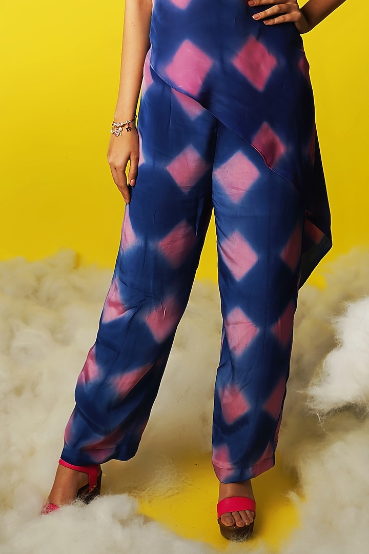 Blue & Pink Printed Pant Set by Urban Pataka at Pernia's Pop Up Shop