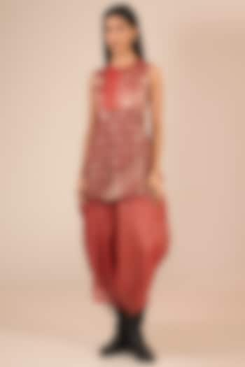 Red Brocade Silk Micro-Pleated Peplum Top by Urvashi Kaur at Pernia's Pop Up Shop