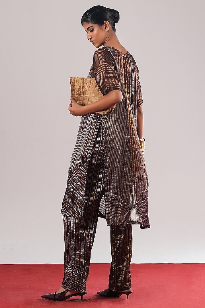 Jamuni Purple Zari Tissue Silk Straight Pants by Urvashi Kaur at Pernia's Pop Up Shop