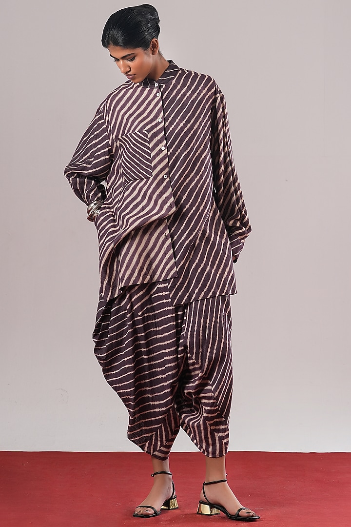 Jamuni Purple Tussar Silk Leheriya Printed Shirt by Urvashi Kaur at Pernia's Pop Up Shop