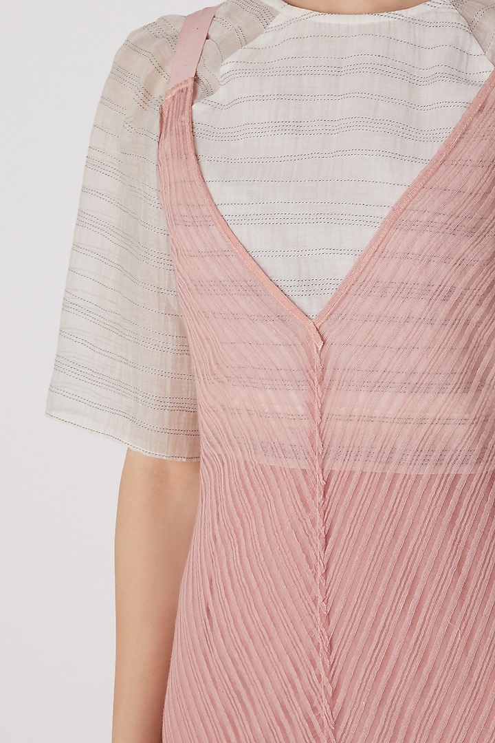 Ecru Chanderi Top by Urvashi Kaur at Pernia's Pop Up Shop