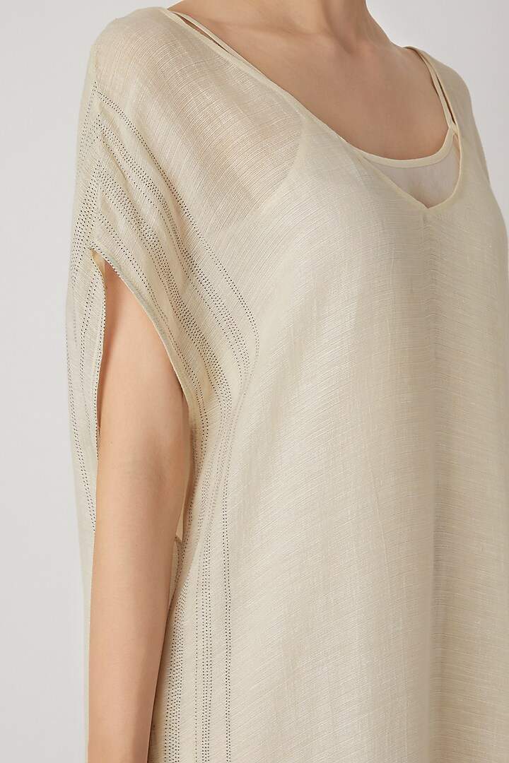 White Chanderi Silk Kaftan by Urvashi Kaur at Pernia's Pop Up Shop
