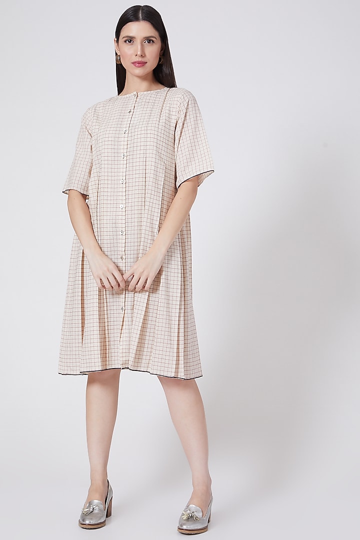 Beige Box Pleated Checkered Dress by Urvashi Kaur