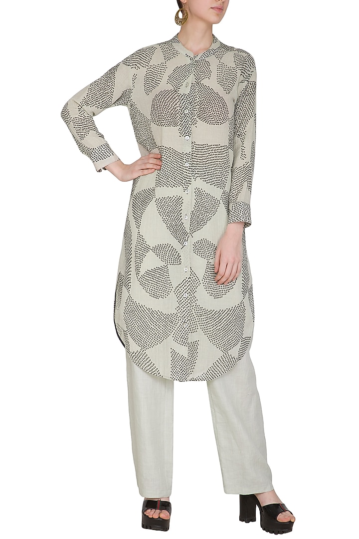 Sage Green Shibori Printed Tunic by Urvashi Kaur at Pernia's Pop Up Shop