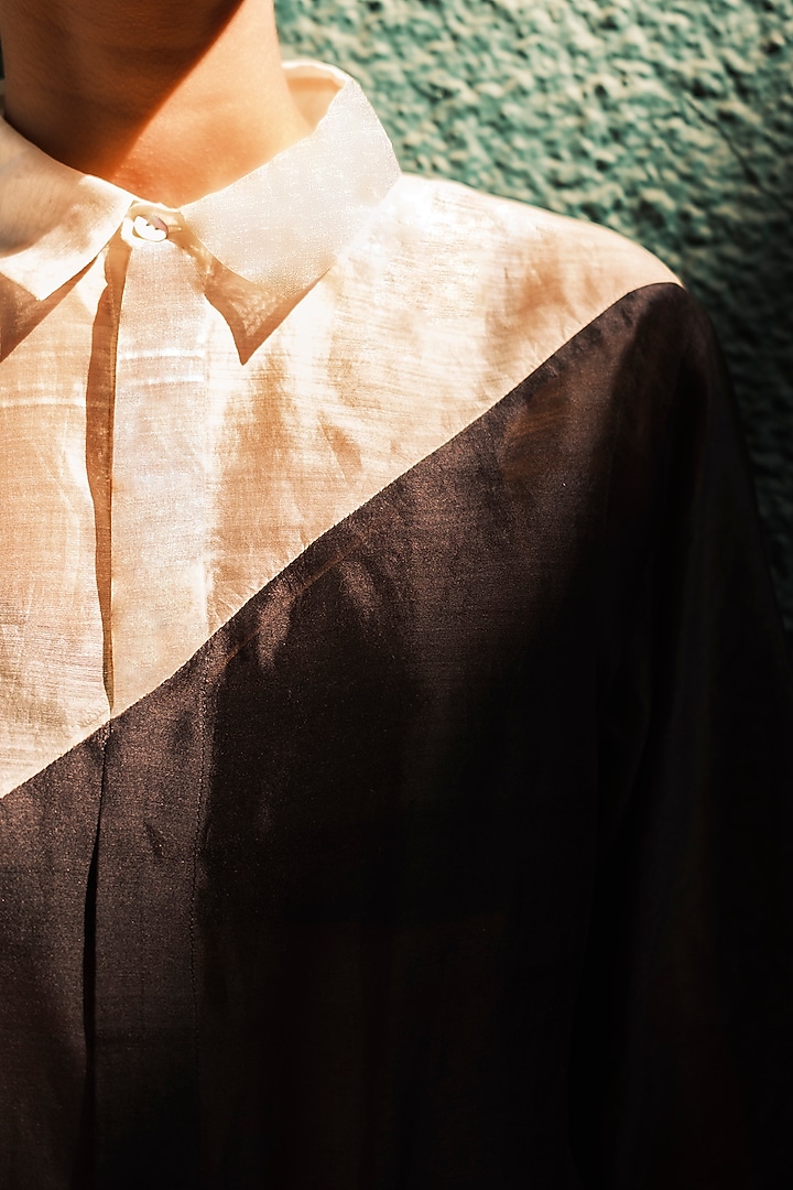 Cream Shell & Charcoal Chanderi Cotton Silk Cropped Shirt by Urvashi Kaur at Pernia's Pop Up Shop