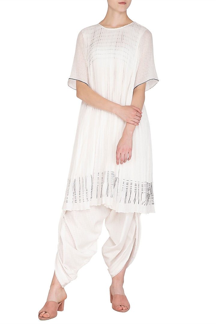 White Block Printed Vacation Dress by Urvashi Kaur at Pernia's Pop Up Shop