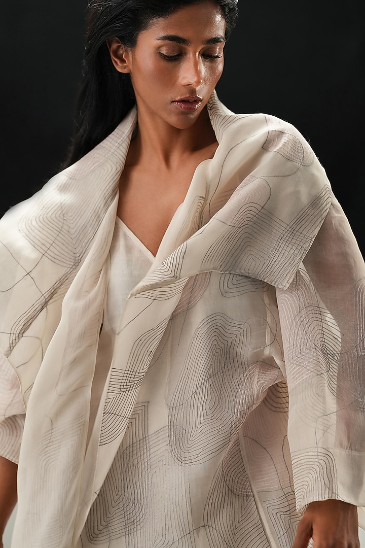 Pearl White Handwoven Organza Machine Embroidered Jacket by Urvashi Kaur at Pernia's Pop Up Shop